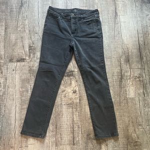 Women's St. John's Bay Straight Leg Jeans Size 12